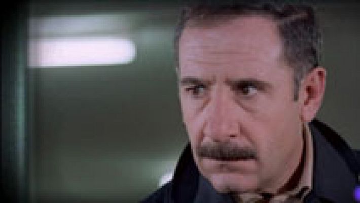 Versión española - 'Versión española' emite 'El crack', un clásico de José Luis Garci protagonizado por Alfredo Landa