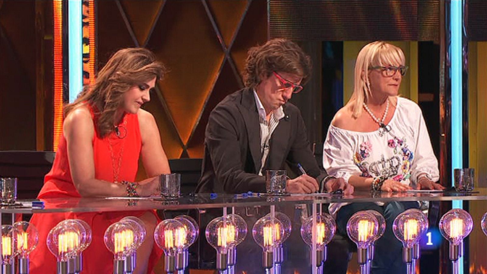 Mira quién baila - Maribel, Marina y Colate ocupan los puestos del jurado