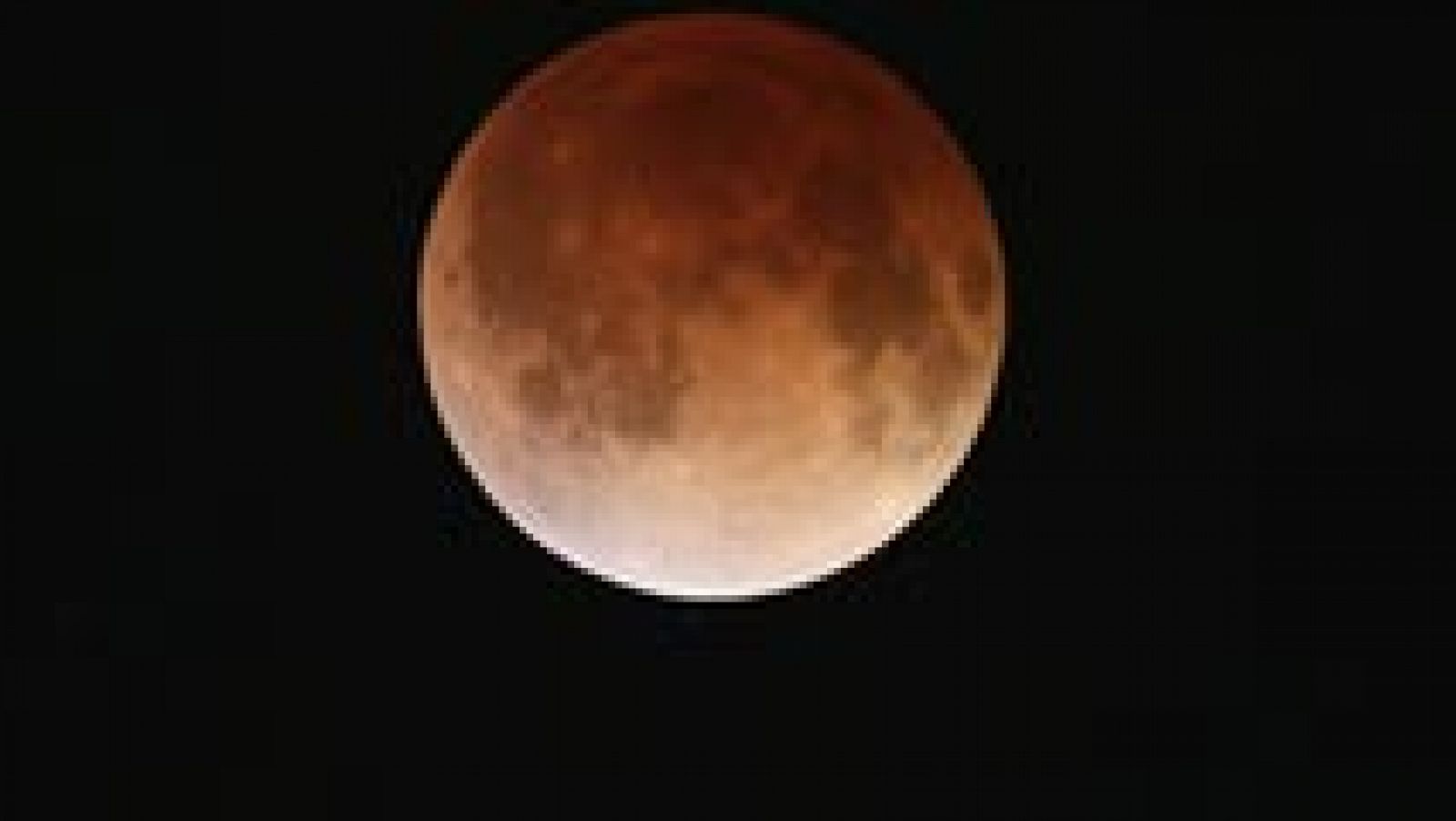 El eclipse total lunar inaugura el periodo de 'cuatro lunas rojas' que no ocurre desde 2003