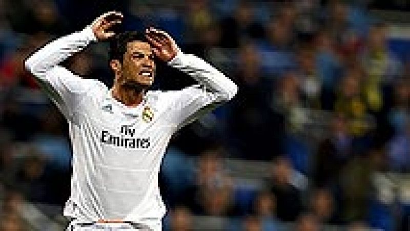 Las lesiones hacen que el Madrid no pueda contar con Cristiano Ronaldo, Marcelo, Arbeloa, Khedira y Jesé. Martino por su parte no podrá contar con Víctor Valdés, Piqué y Puyol.