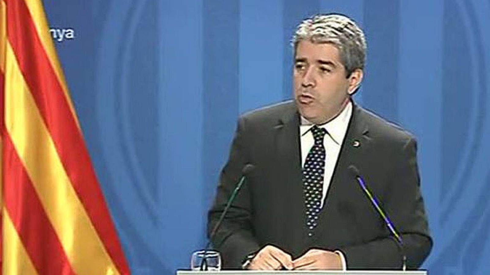 Homs dice que habría "criterios claros" con un "manual" para territorios que quieren ingresar en la UE