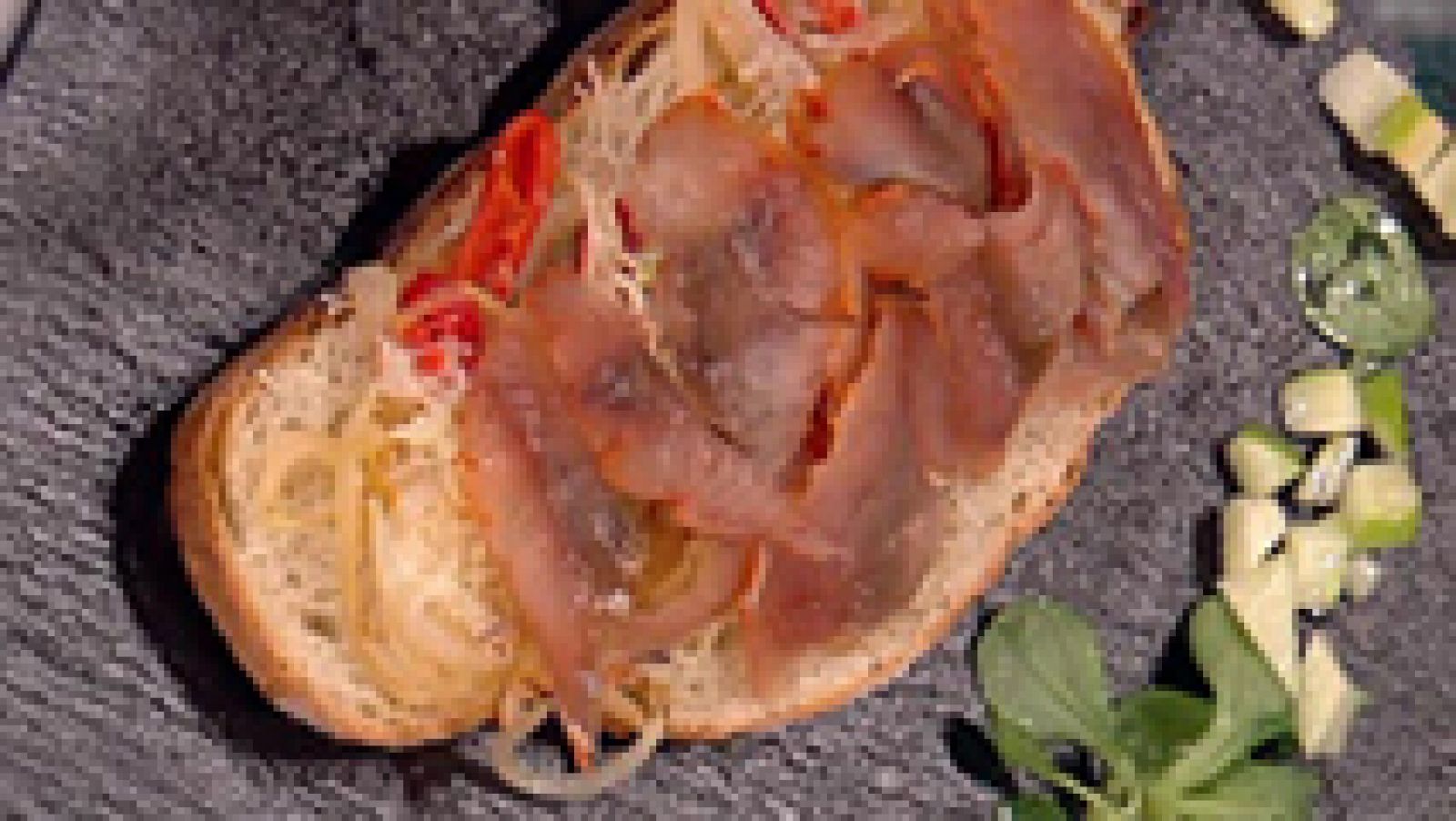 Tostas de caballa ahumada al pimentón | Ver