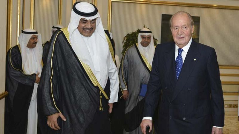 El Rey regresa a España con retraso debido a una avería en el avión 