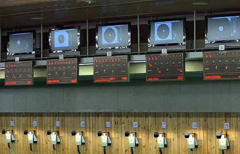 Luis Jesús Martínez Encabo se ha quedado fuera de la final de carabina aire 10 metros. El riojano se quejaba al final de la prueba de que había sido deslumbrado por una puerta.