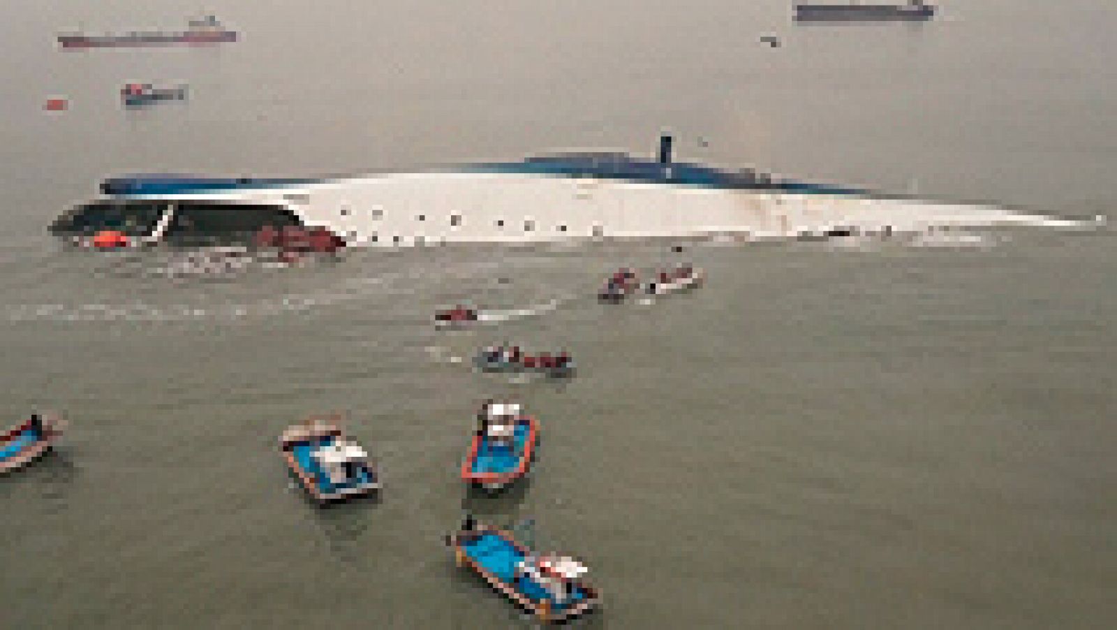 Telediario 1: El mayor naufragio en décadas en Corea del Sur deja casi 300 desaparecidos | RTVE Play