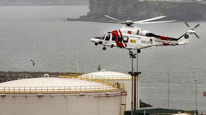 Telediario 1 - Naufragio con tres fallecidos en Asturias