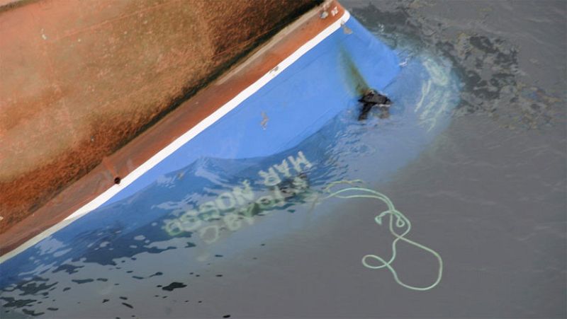 Se busca a los dos marineros desaparecidos tras el naufragio del Mar Nosso en Asturias 