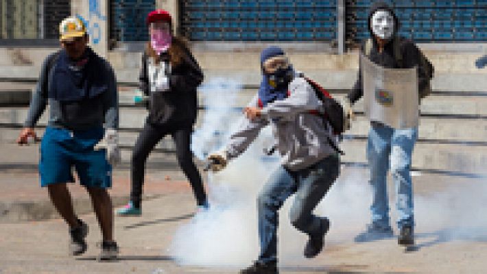 Informativo 24h - Maduro cumple un año al frente de Venezuela