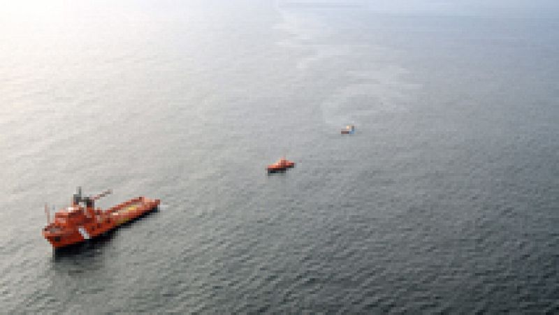 Reanudan la búsqueda de los marineros desaparecidos en el 'Mar Nosso'