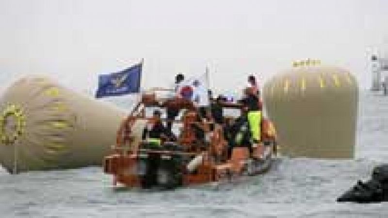 Detenido el capitán del ferry surcoreano que volcó con 476 personas a bordo