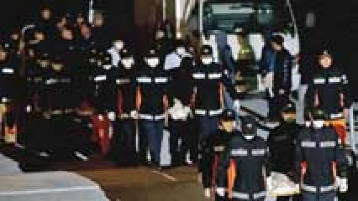 Telediario 1 - Telediario 2 en 4'- 19/04/14