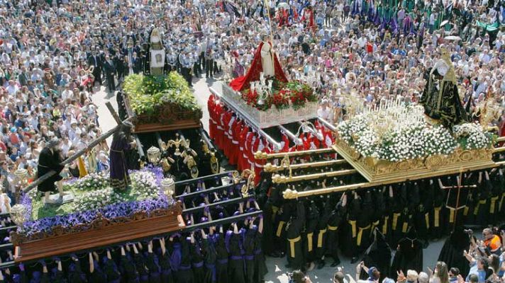 Telediario 1 - Tradicionales encuentros entre la Virgen y su hijo