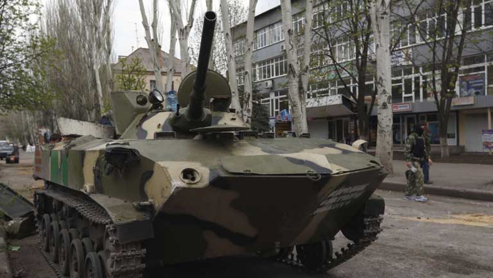 Un tiroteo en Ucrania pone fin a una tregua de Pascua que sólo ha durado tres días