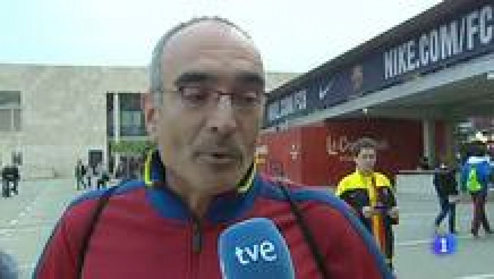 Telediario 1: Los aficionados culés opinan sobre el que podría ser sucesor de Martino | RTVE Play