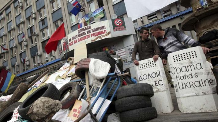 Telediario 1 - Continúa la tensión en Ucrania
