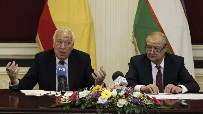 Margallo responde a Urkullu que el Gobierno está dispuesto a dialogar, pero dentro de la ley