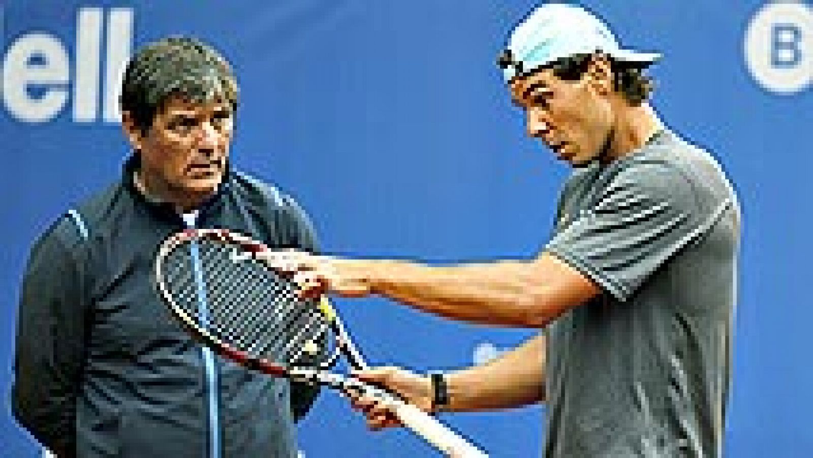 El español Rafael Nadal, número uno del ránking mundial, espera pasar página de la eliminación del Masters de Montecarlo en el Barcelona Open Banc Sabadell-Trofeo Conde de Godó y recuperar, así, la confianza tras el "bajón mental" que viene arrastran