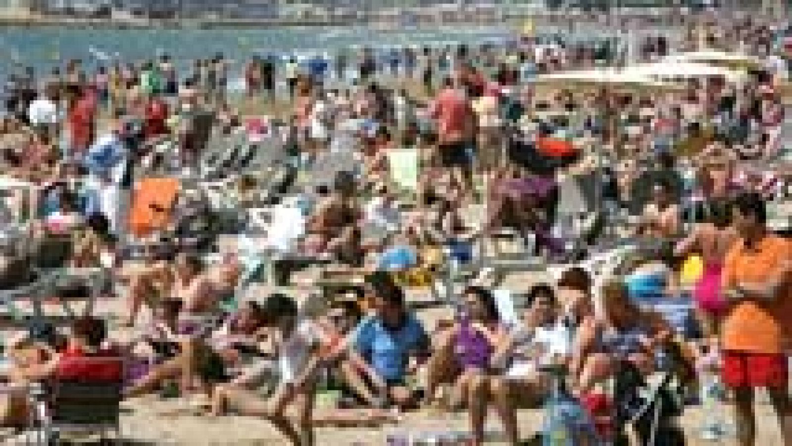 España recibe 10,1 millones de turistas hasta marzo, un 7,2% más que hace un año