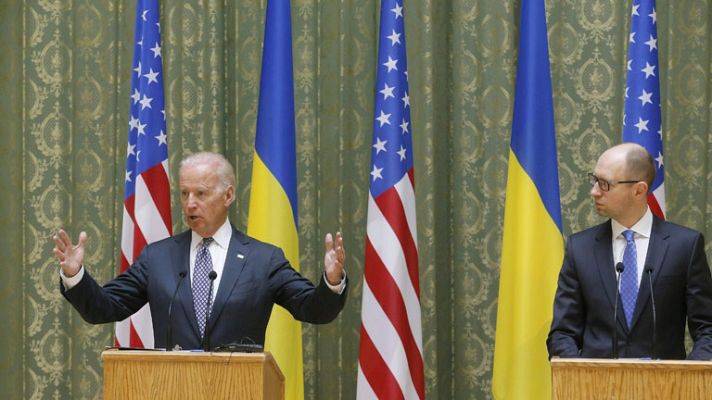 Telediario 1 - Biden insiste en la salida de Rusia