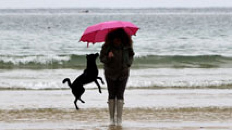 Muy nuboso en el noroeste con posibilidad de tormentas 