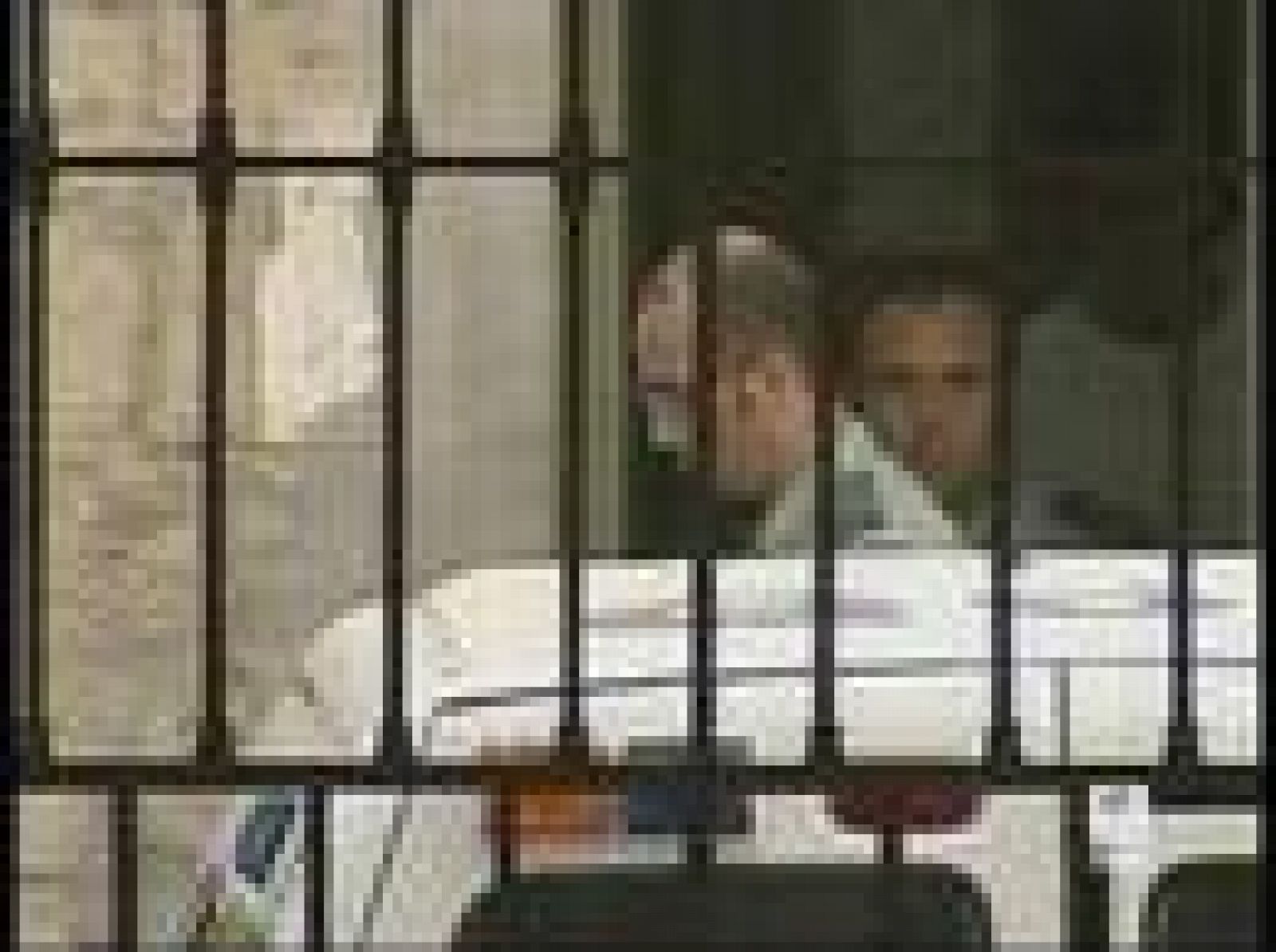 El presunto agresor del profesor que ayudó a una mujer que estaba siendo maltratada ha sido detenido se encuentra a disposición judicial. Antonio Puerta está en los calabozos de la Guardia Civil de Alicante.