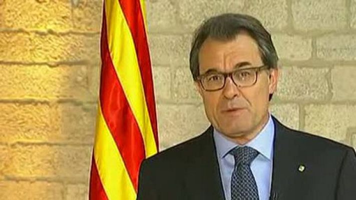 Informativo 24h - Artur Mas llama a los catalanes a celebrar "lo que les une" con motivo de Sant Jordi