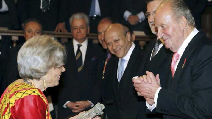 Premio Cervantes 2013^: Elena Poniatowska