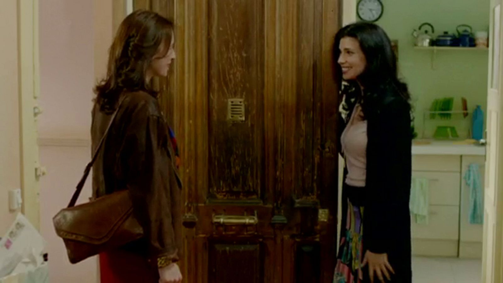 Cuéntame cómo pasó - El morbo de Inés por conocer a Paz