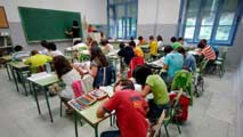 El Ministerio de Educación propone que en las oposiciones a maestro se evalúe el manejo de idiomas y habilidades en nuevas tecnologías