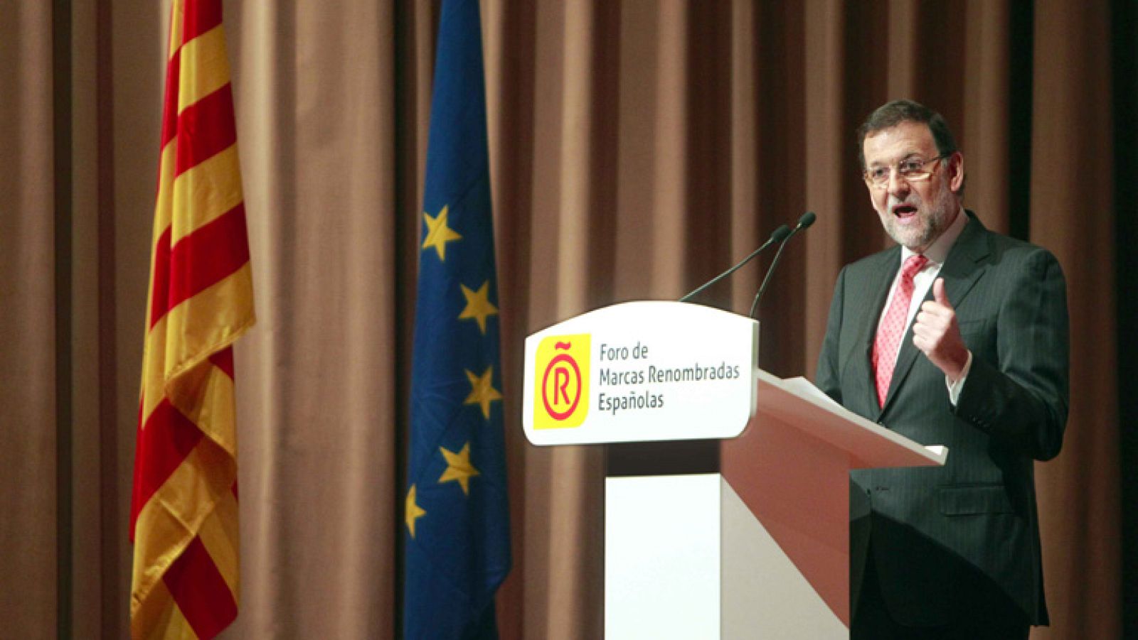 Rajoy anuncia que el PIB crecerá este año más del 1% y "claramente" por encima del 1,5% en 2015