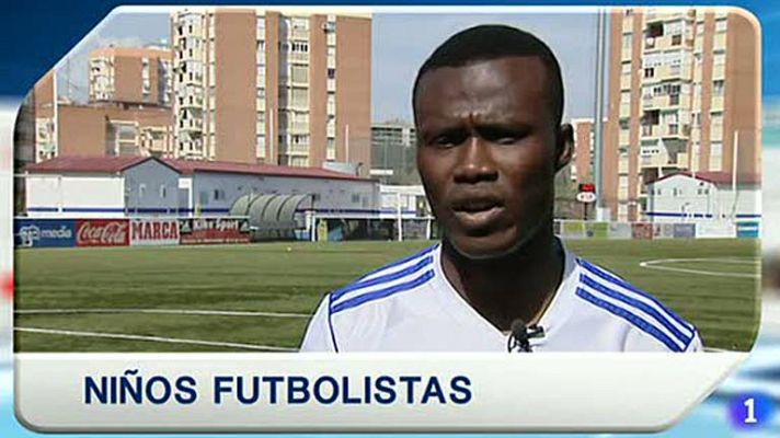 Telediario 1 - Veinte mil jóvenes africanos, afectados por la promesa incumplida del fútbol