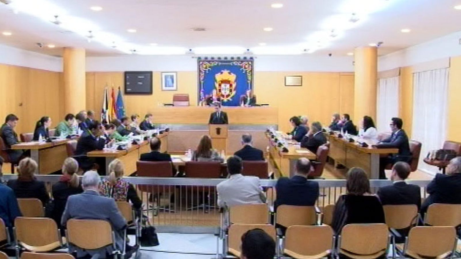 Noticias de Ceuta: Ceuta en 2' - 25/04/14 | RTVE Play