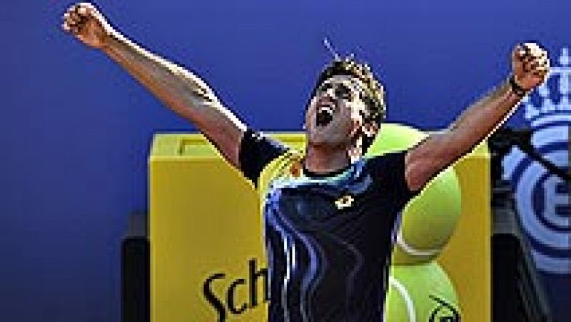 El tenista español Nicolás Almagro ha ganado este viernes a su  compatriota y número 1 actual del ranking ATP Rafa Nadal (2-6, 7-6 y  6-4) en los cuartos de final del Barcelona Open Banc Sabadell-62¿  Trofeo Conde de Godó, con lo que se ha tomado la 