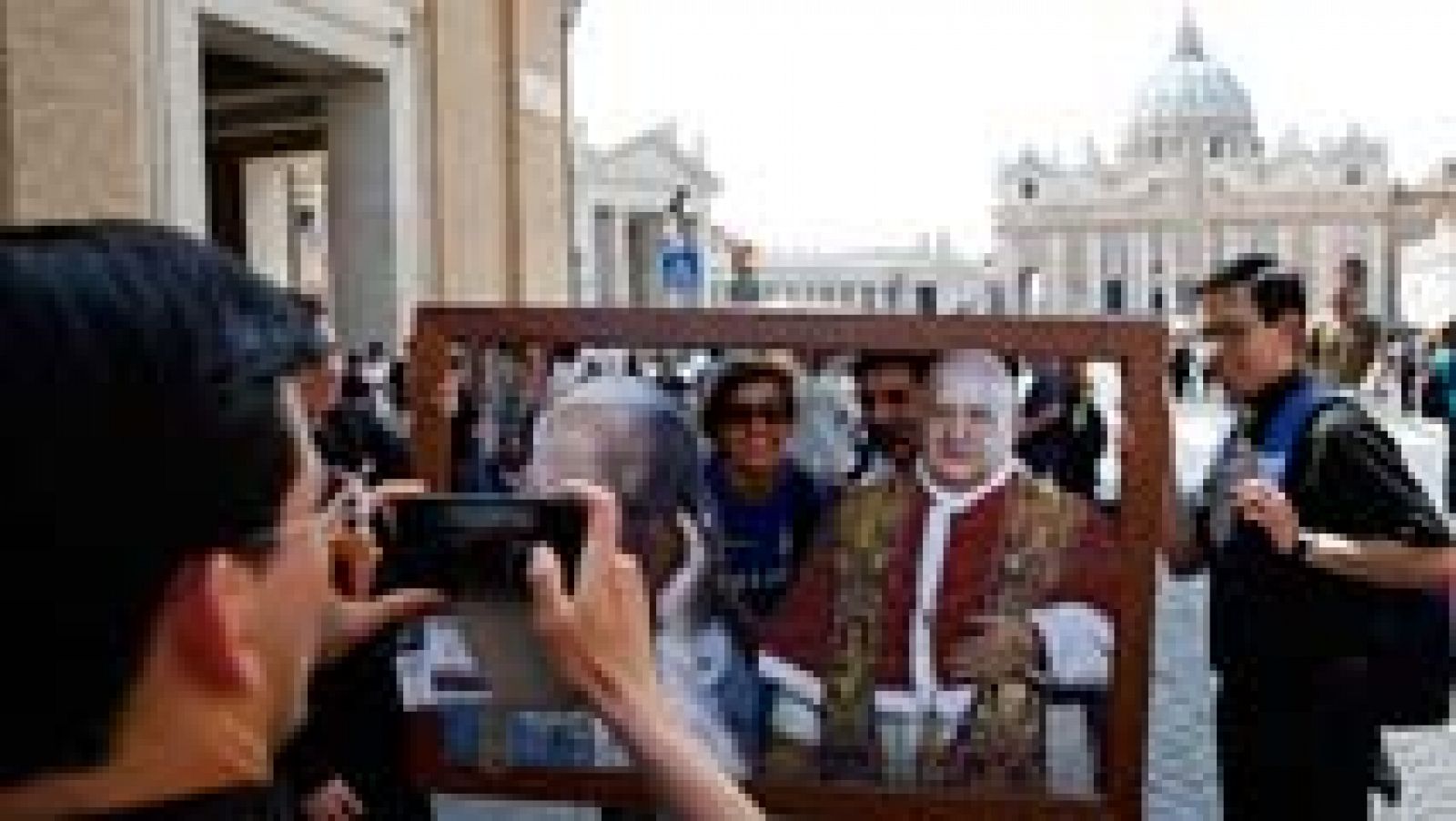 Telediario 1: Peregrinos para la canonización de Juan XXIII y Juan Pablo I | RTVE Play