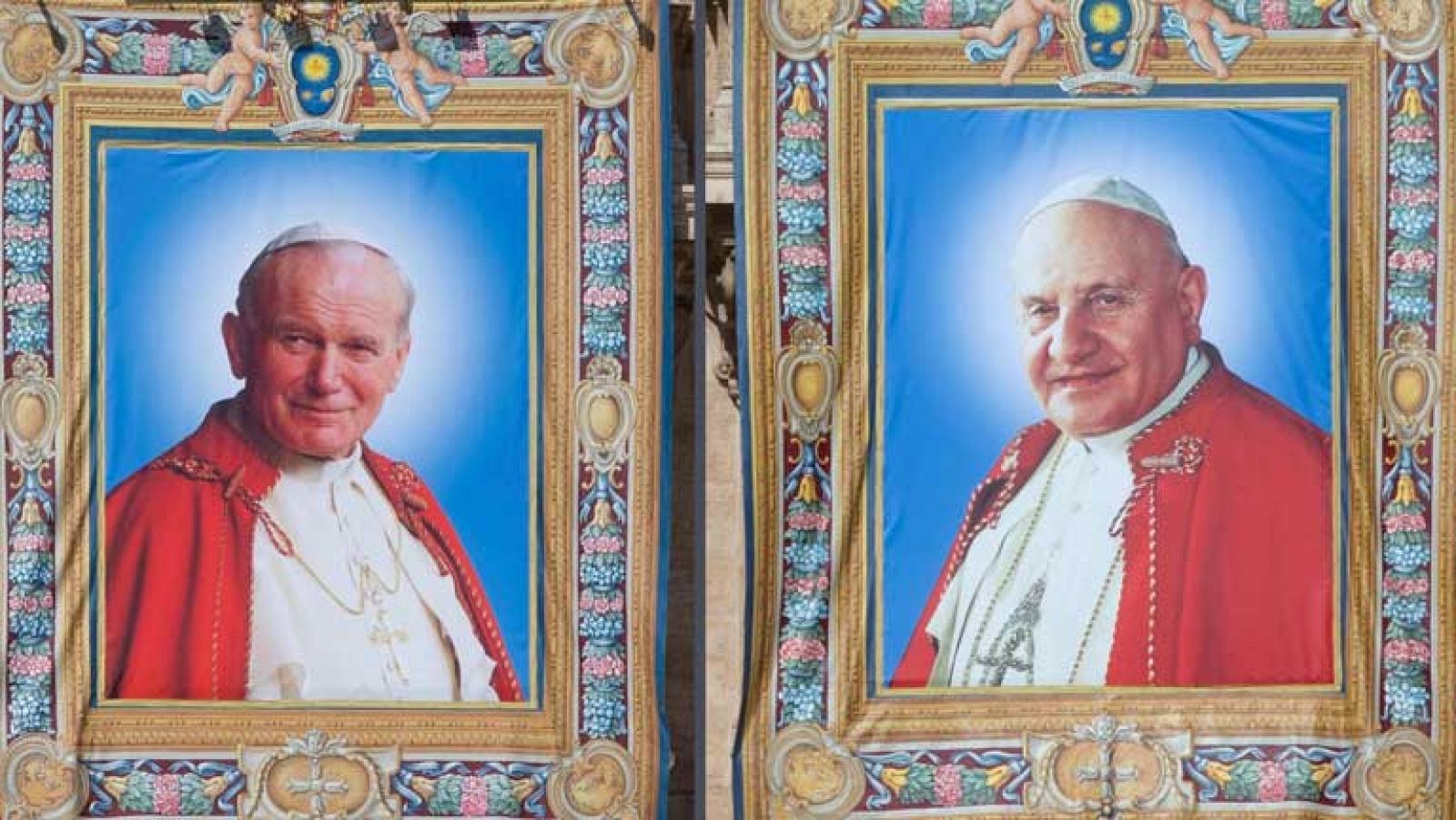 La misma ceremonia hará santos a dos papas distintos y muy populares