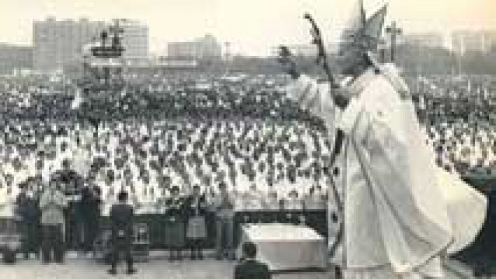 Recuerdo de las visitas de Juan Pablo II a España