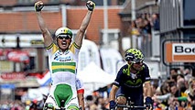 El ciclista australiano Simon Gerrans (Orica) se adjudicó la clásica belga Lieja-Bastoña-Lieja disputada hoy, con salida en Lieja con paso por Bastoña y llegada en Ans, de 263,4 kilómetros en los que invirtió 6 horas, 37 minutos y 43 segundos. La seg