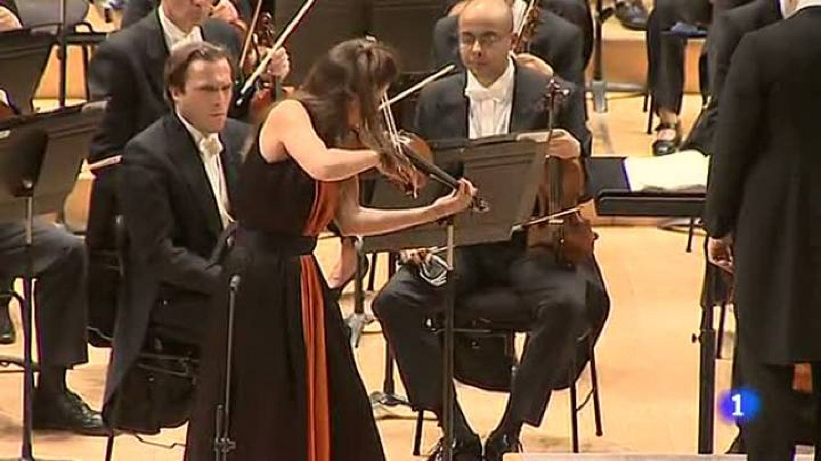 Janine Jansen, una de las "grandes promesas" de la música clásica
