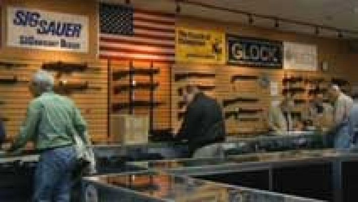 Telediario 1 - Georgia permitirá armas incluso en escuelas e iglesias