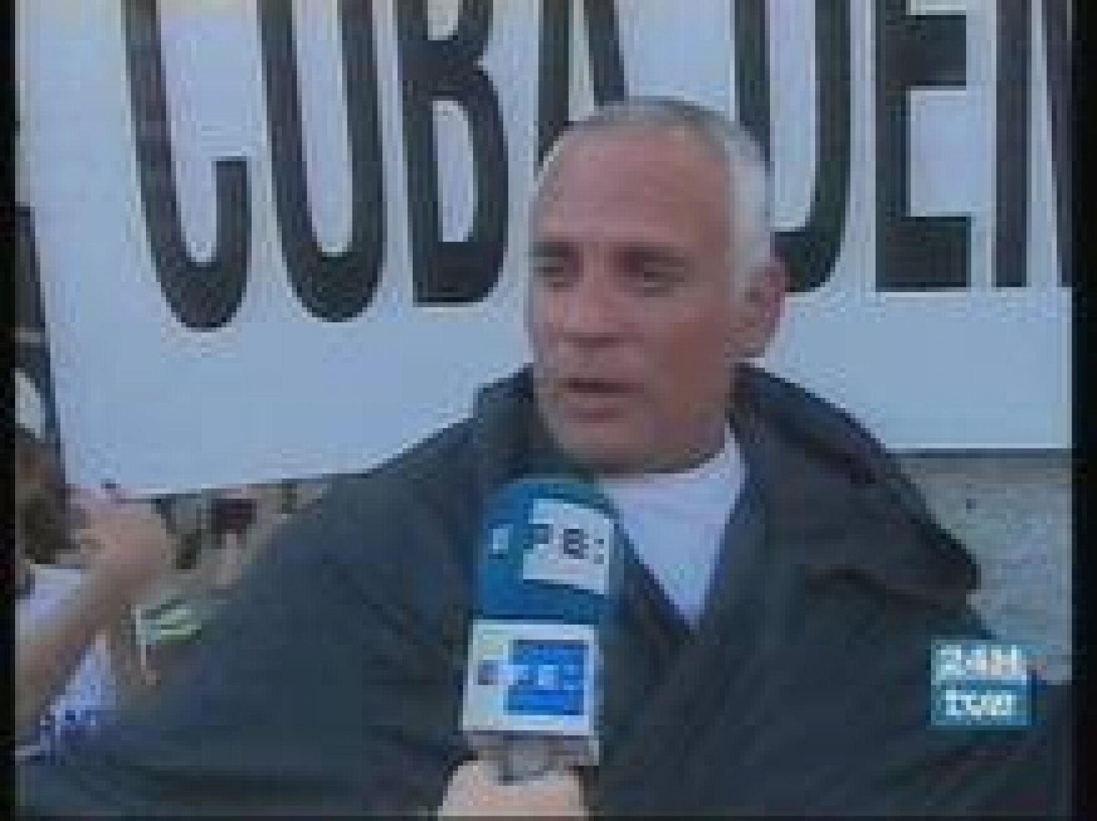 La plataforma 'Cuba Democracia ¡Ya!' se ha manifestado en Madrid para pedir libertades y respeto a los derechos humanos en la isla