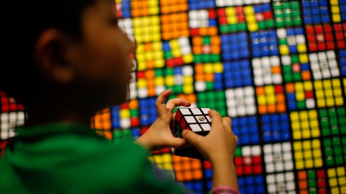 Telediario 1 - Cubo de Rubik