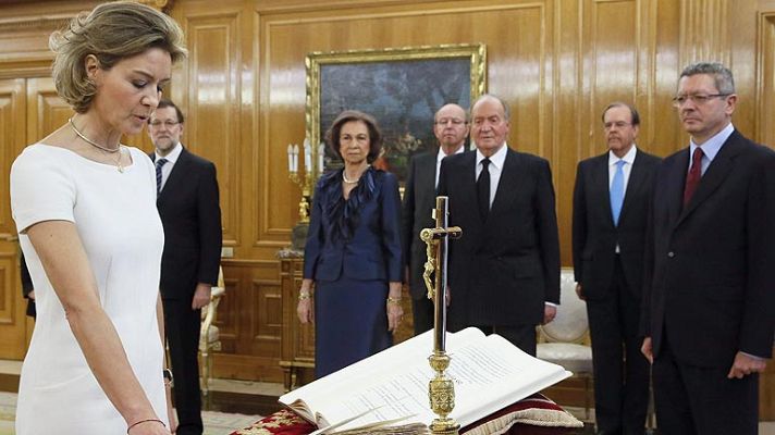 Telediario 1 - Isabel García Tejerina será la nueva ministra de Agricultura, en sustitución de Cañete