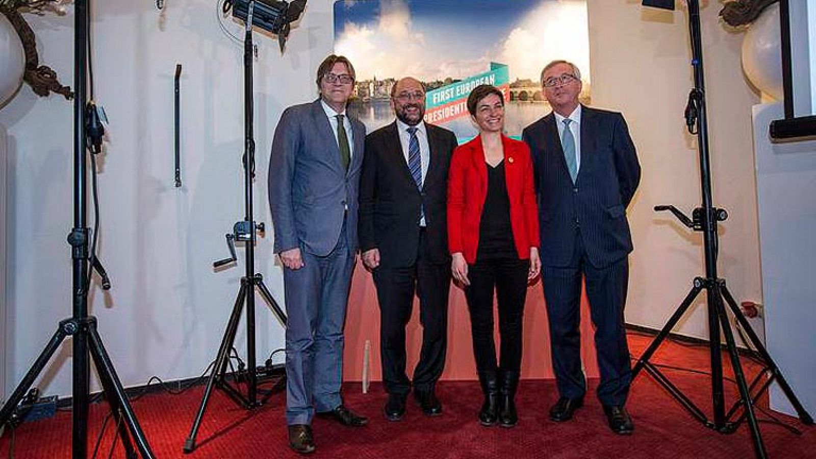 Inmigración, Ucrania y el empleo centran el primer debate de candidatos a presidir la CE