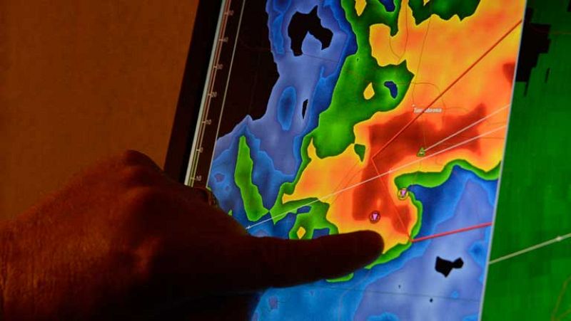 En Estados Unidos veinte millones de ciudadanos se encuentran en alerta por los tornados