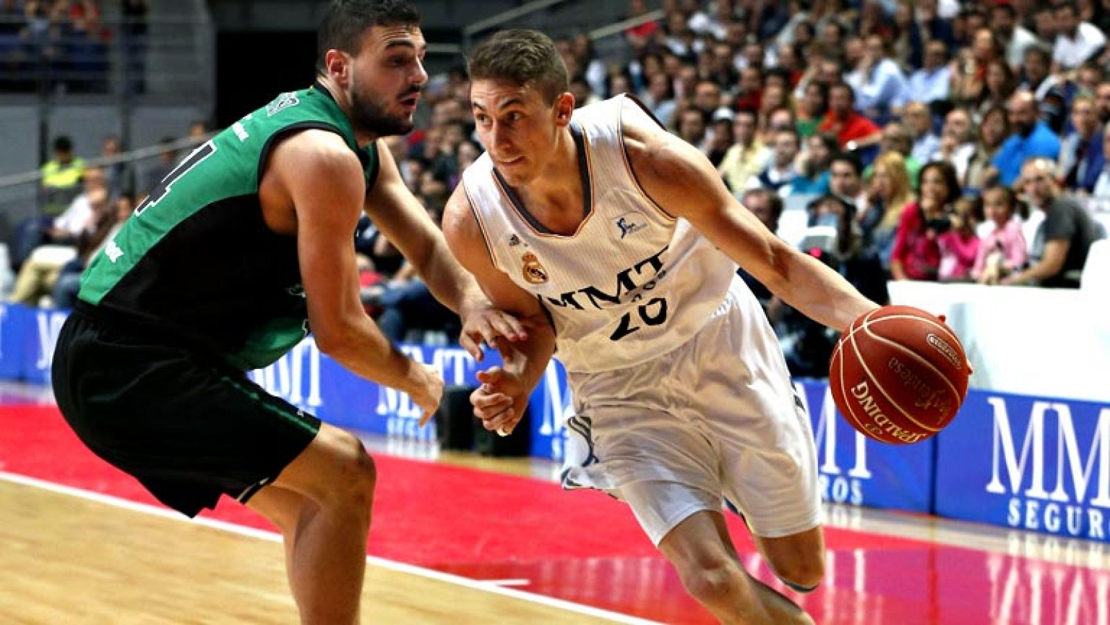 Carroll volvió a mostrar su mejor versión tras varias semanas lesionado y lideró (18 pt), junto al Chacho Rodríguez (18 pt, 25 val), a un Real Madrid que lo bordó en ataque frente al FIATC Joventut (106-88).