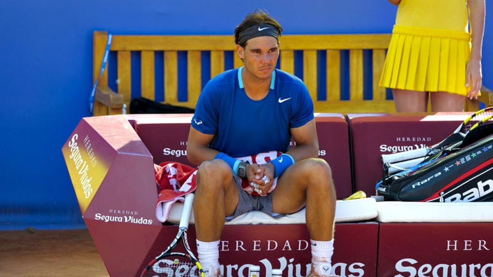 Rafa Nadal se prepara para disputar el Open de Madrid, con Roland Garros en el horizonte. El número uno del tenis mundial no quiere excusar sus derrotas en Barcelona y Montecarlo.