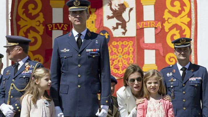 Telediario 1 - Primer acto oficial de las infantas