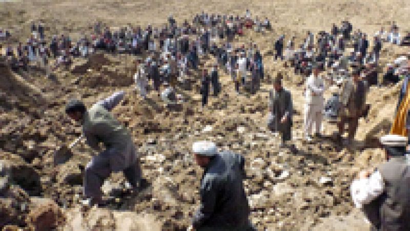 Más de 2.000 muertos por el corrimiento de tierras en Afganistán
