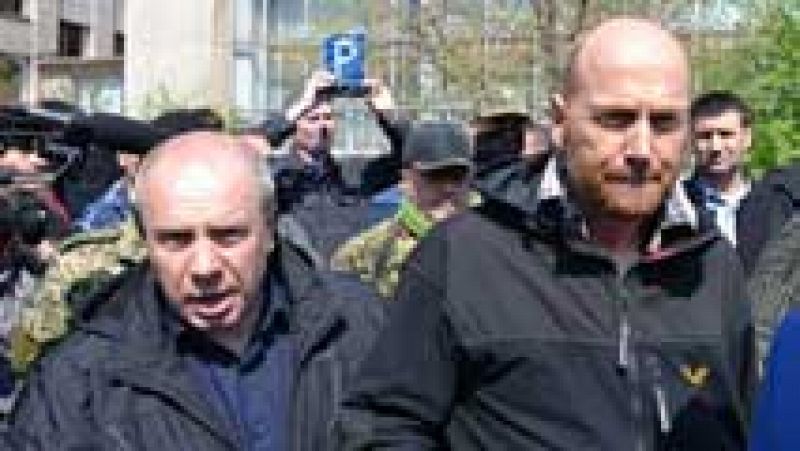 Las milicias prorrusas de Slaviansk liberan a los siete inspectores europeos 