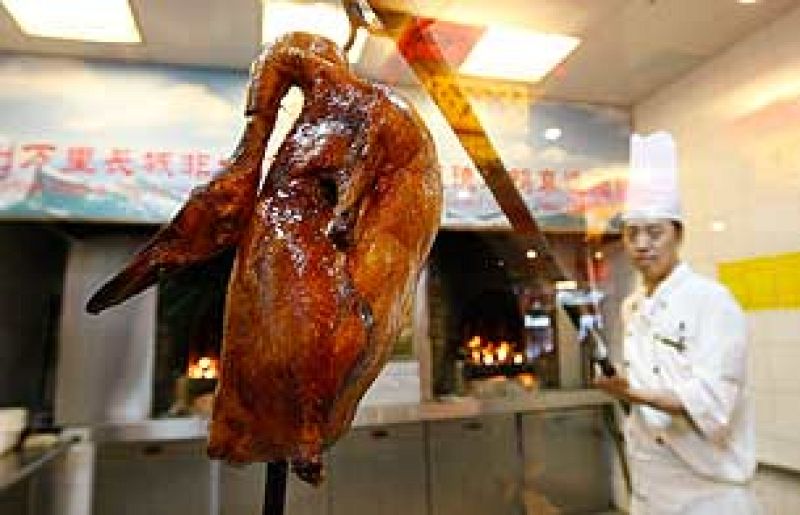 A pesar de la prohibición, en muchos restaurantes chinos se sigue sirviendo carne de perro. Sin embargo, esta cocina milenaria es algo más, y también se está sabiendo adaptar a los Juegos.